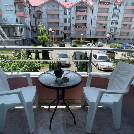 Front Beach Exclusive Apartments Struga Extérieur photo