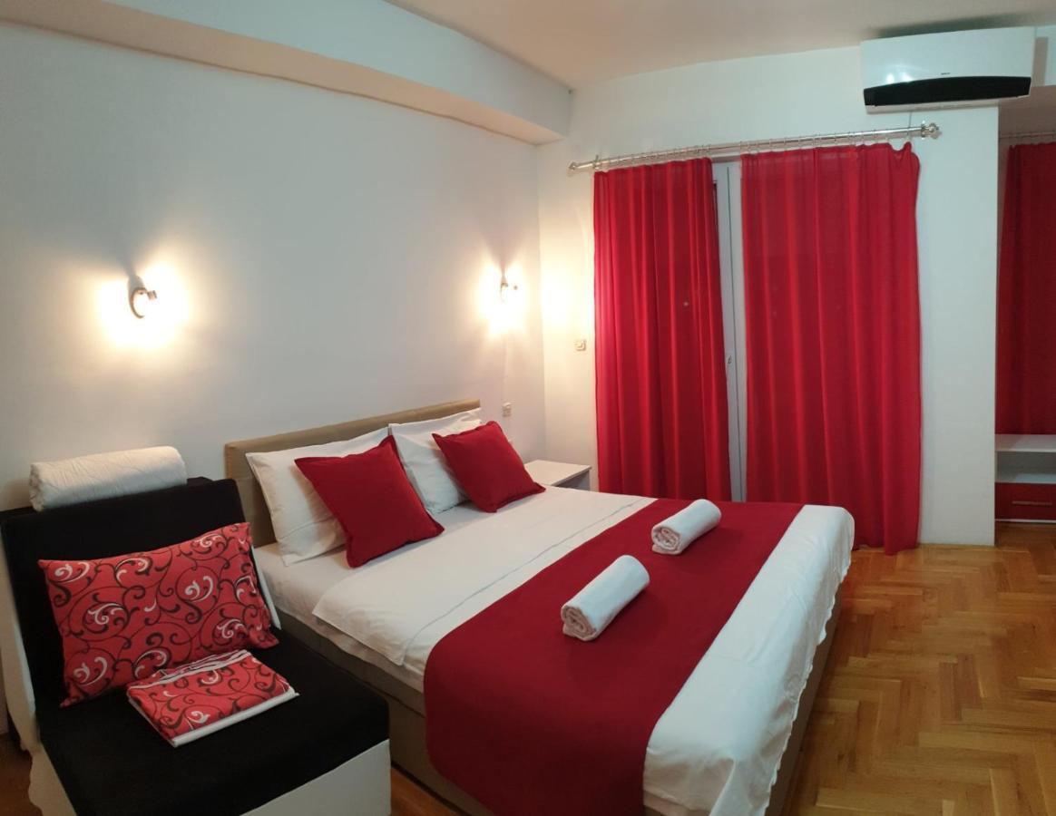 Front Beach Exclusive Apartments Struga Extérieur photo