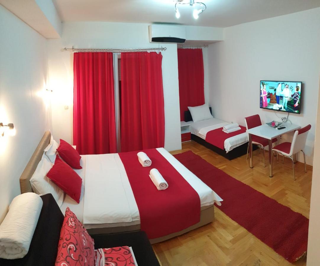 Front Beach Exclusive Apartments Struga Extérieur photo