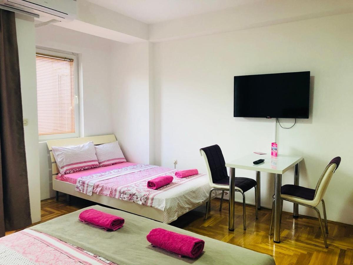 Front Beach Exclusive Apartments Struga Extérieur photo