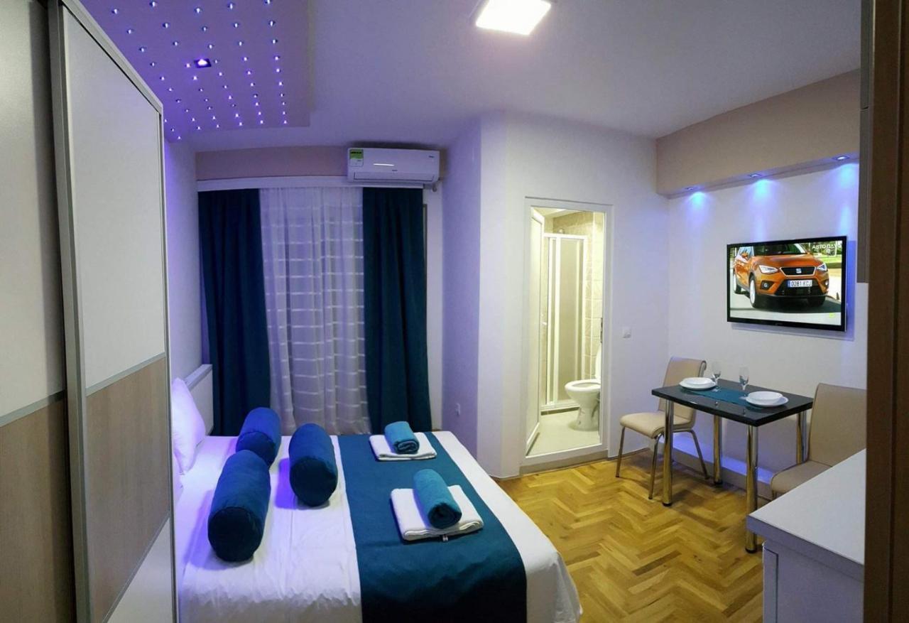 Front Beach Exclusive Apartments Struga Extérieur photo