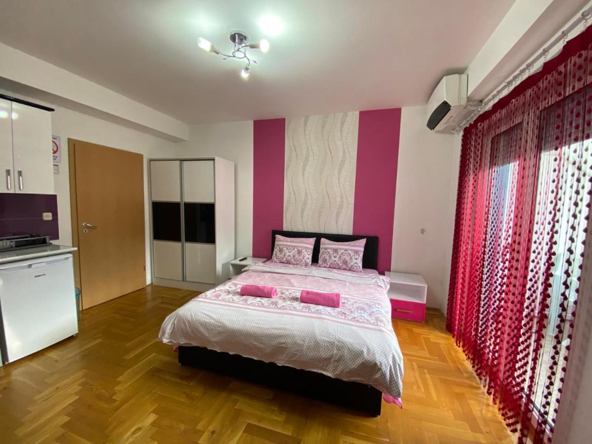 Front Beach Exclusive Apartments Struga Extérieur photo