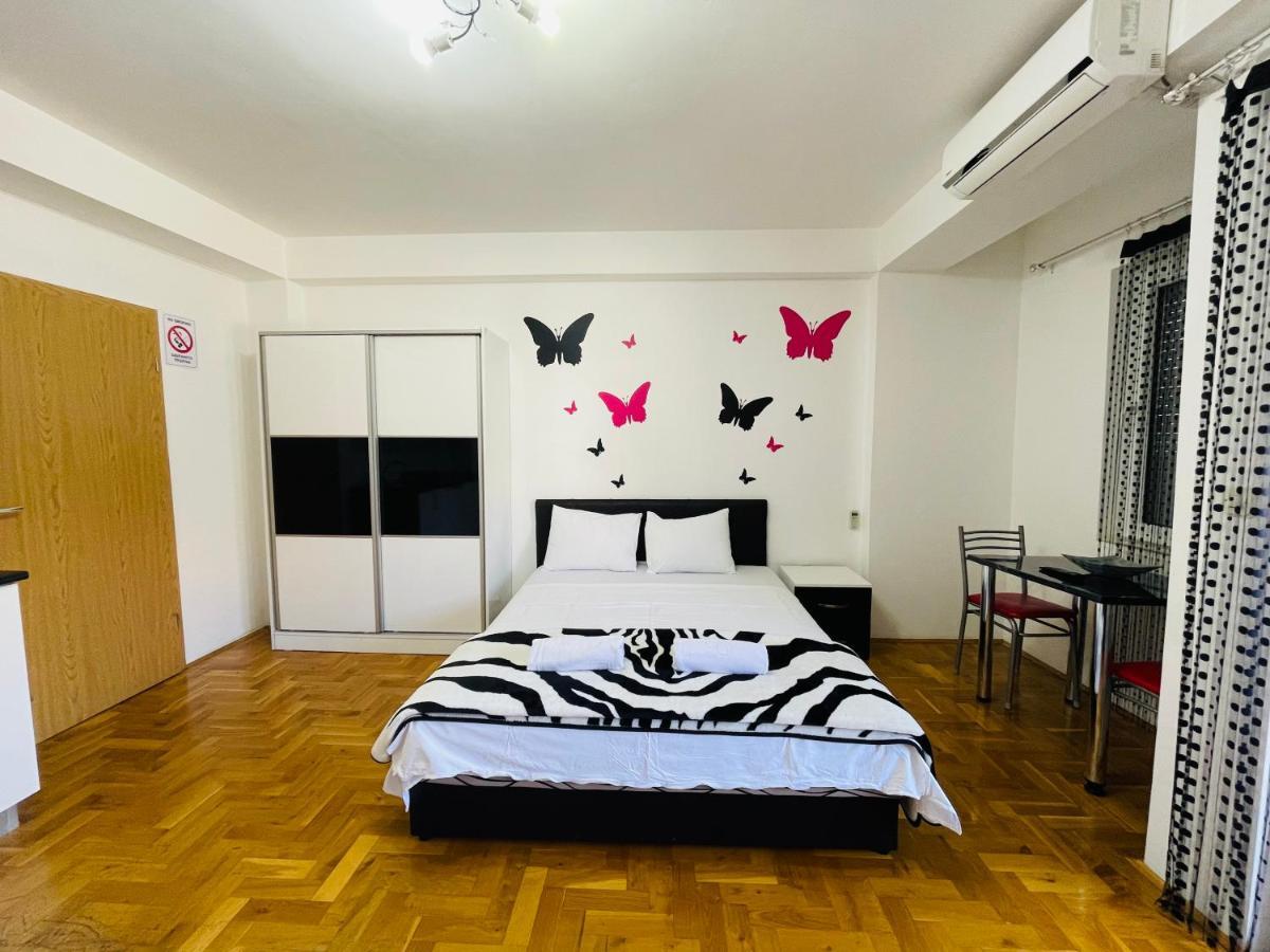 Front Beach Exclusive Apartments Struga Extérieur photo