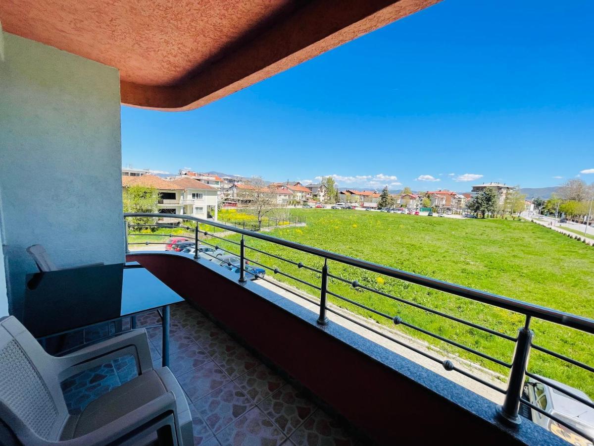 Front Beach Exclusive Apartments Struga Extérieur photo