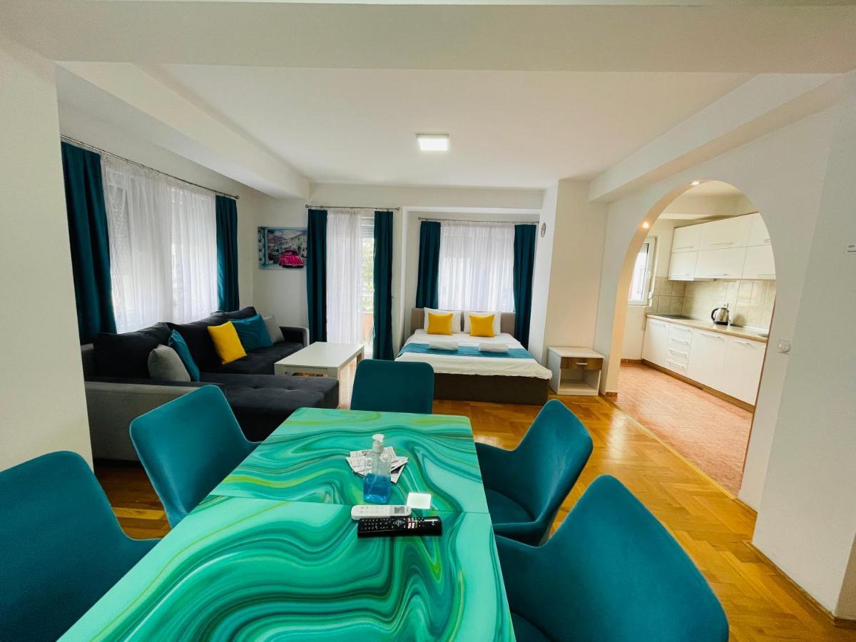 Front Beach Exclusive Apartments Struga Extérieur photo