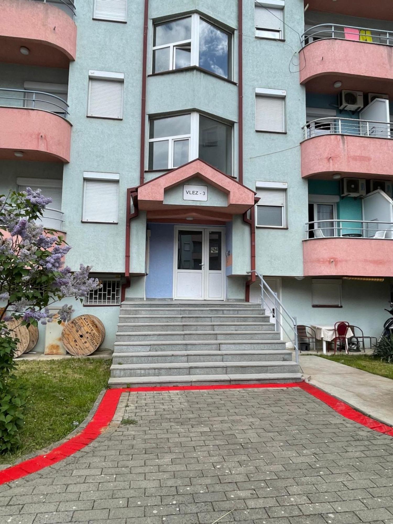 Front Beach Exclusive Apartments Struga Extérieur photo