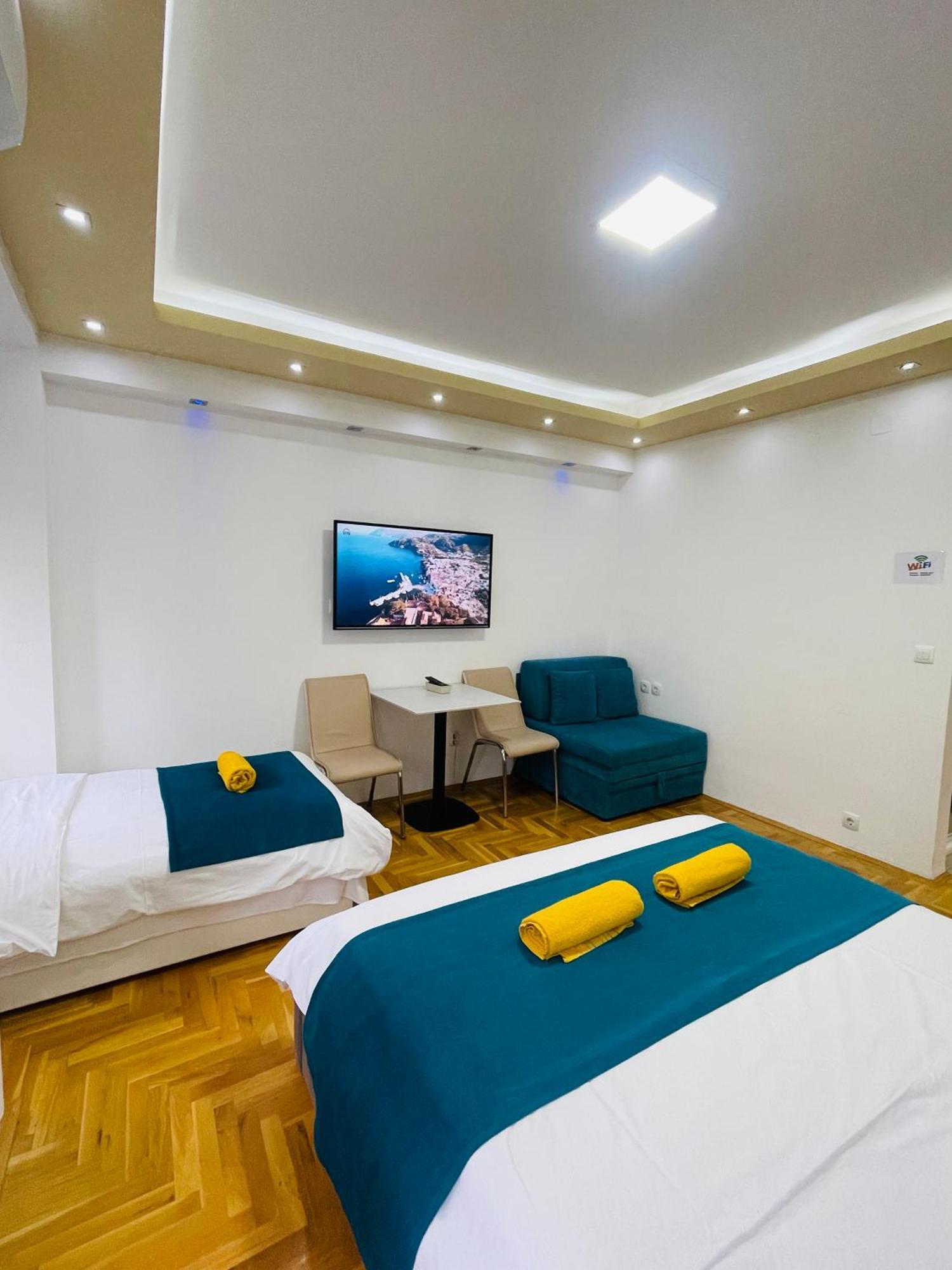 Front Beach Exclusive Apartments Struga Extérieur photo