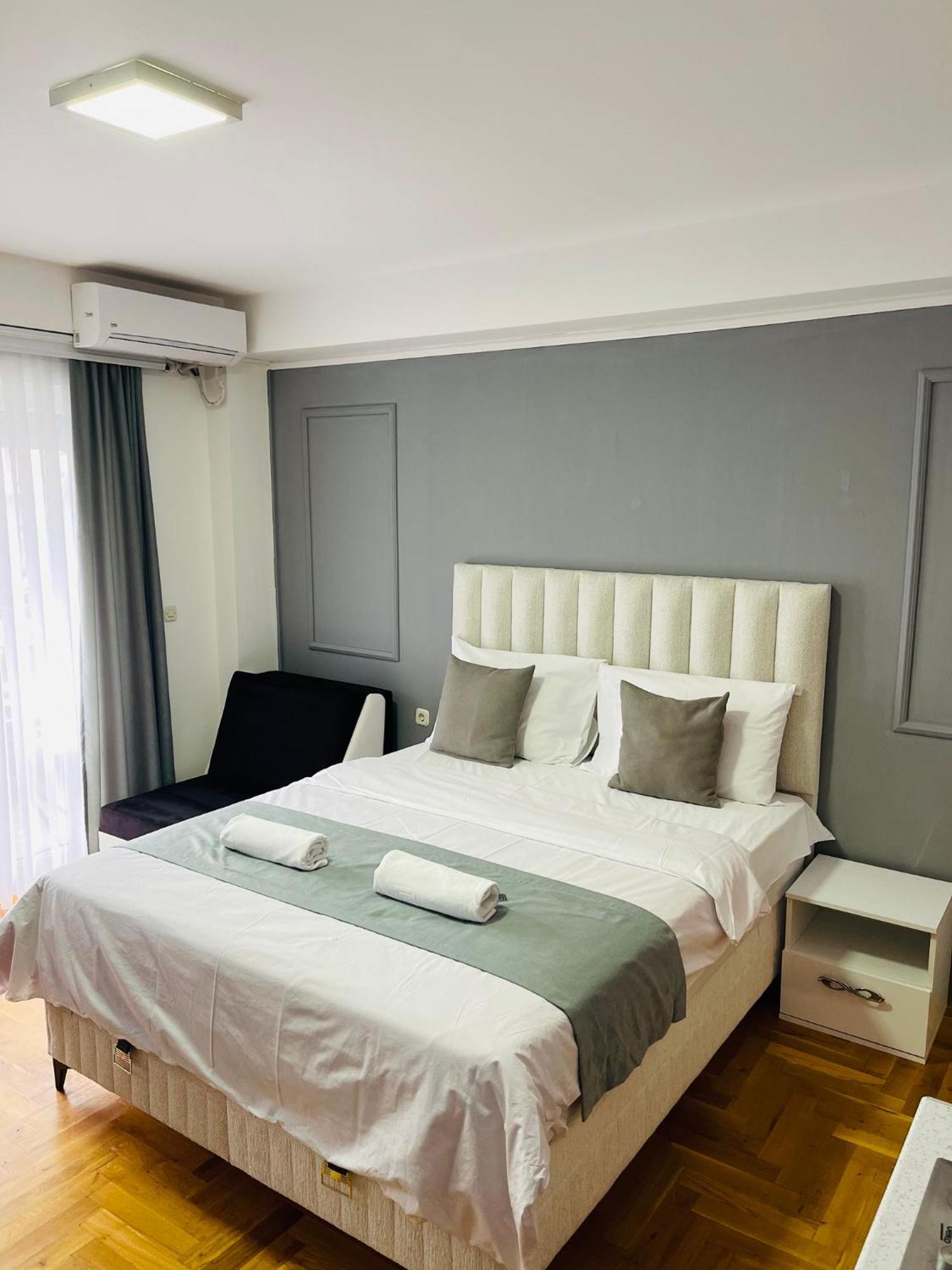 Front Beach Exclusive Apartments Struga Extérieur photo