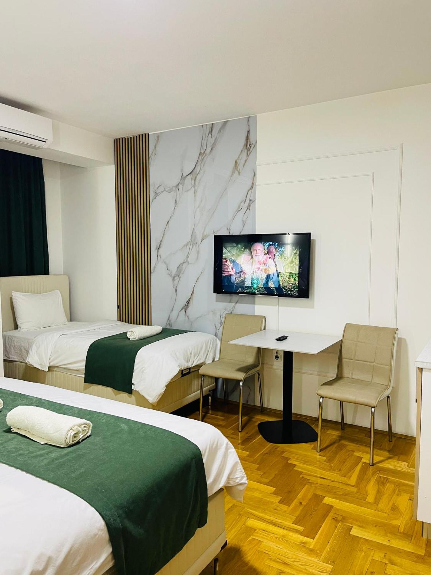 Front Beach Exclusive Apartments Struga Extérieur photo