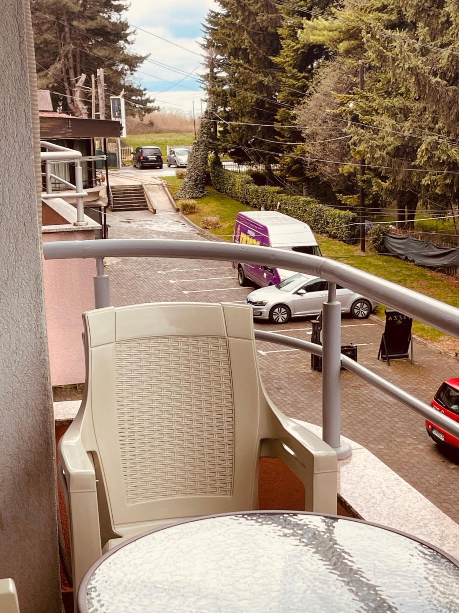 Front Beach Exclusive Apartments Struga Extérieur photo