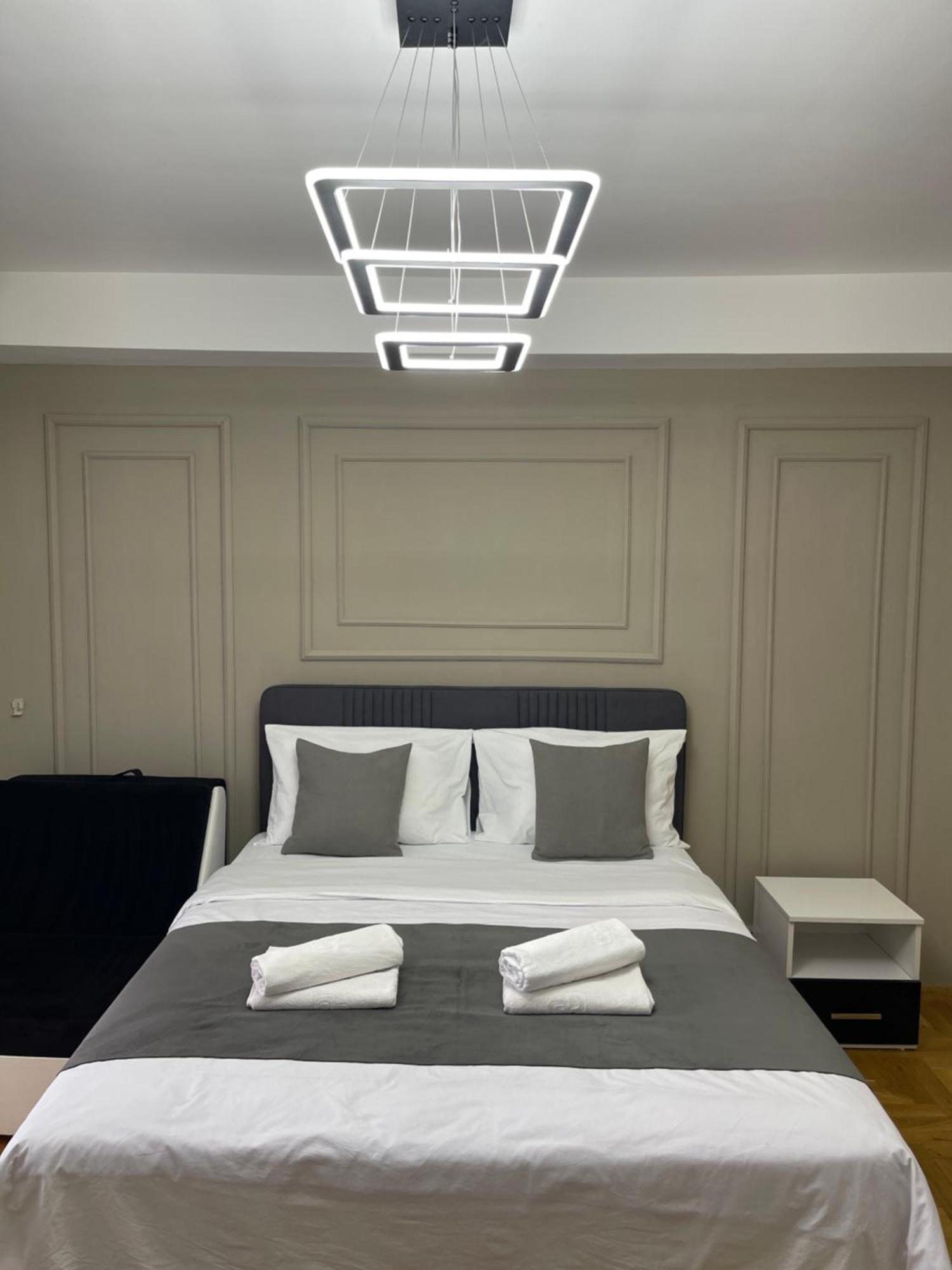 Front Beach Exclusive Apartments Struga Extérieur photo